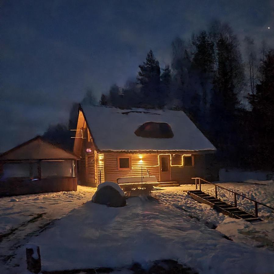 Pirts Maja Ramatas Villa Skulte  Kültér fotó